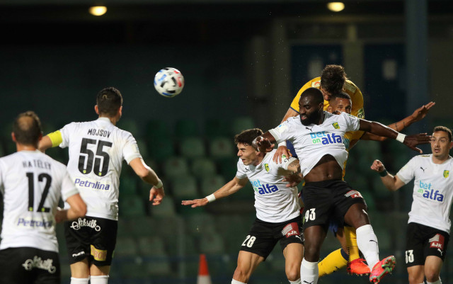 ΑΕΛ-ΑΕΚ 3-0