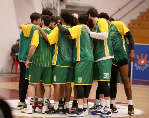 Πετρολίνα ΑΕΚ: Διπλό στον Στρόβολο και 1-0 στoυς τελικούς