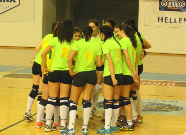 'Εξι στα έξι για τις Νεάνιδες, ήττα παρά την καλή εμφάνιση για τους Έφηβους