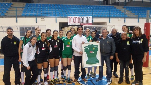TEXNOOIKIA AEK: Τίμησε τον Μεγάλο Χορηγό TEXNOOIKIA AEK: Τίμησε τον Μεγάλο Χορηγό