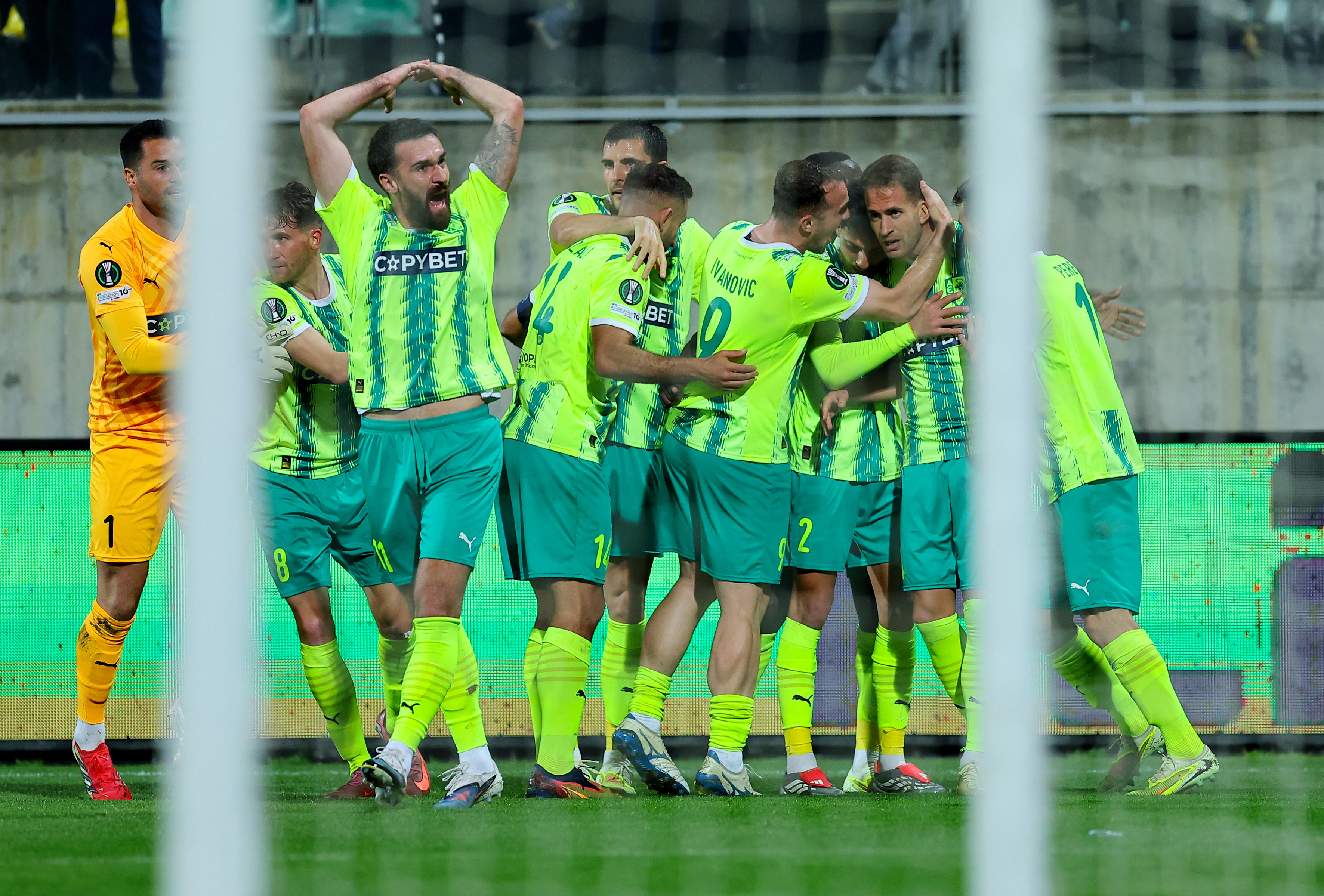 AEK-Crystal Palace FC 1-2